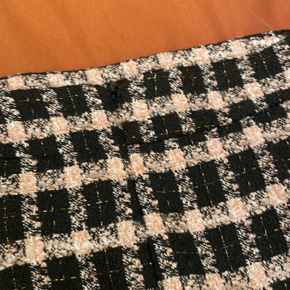 Paris Tweed Skirt - Picture 6 of 6